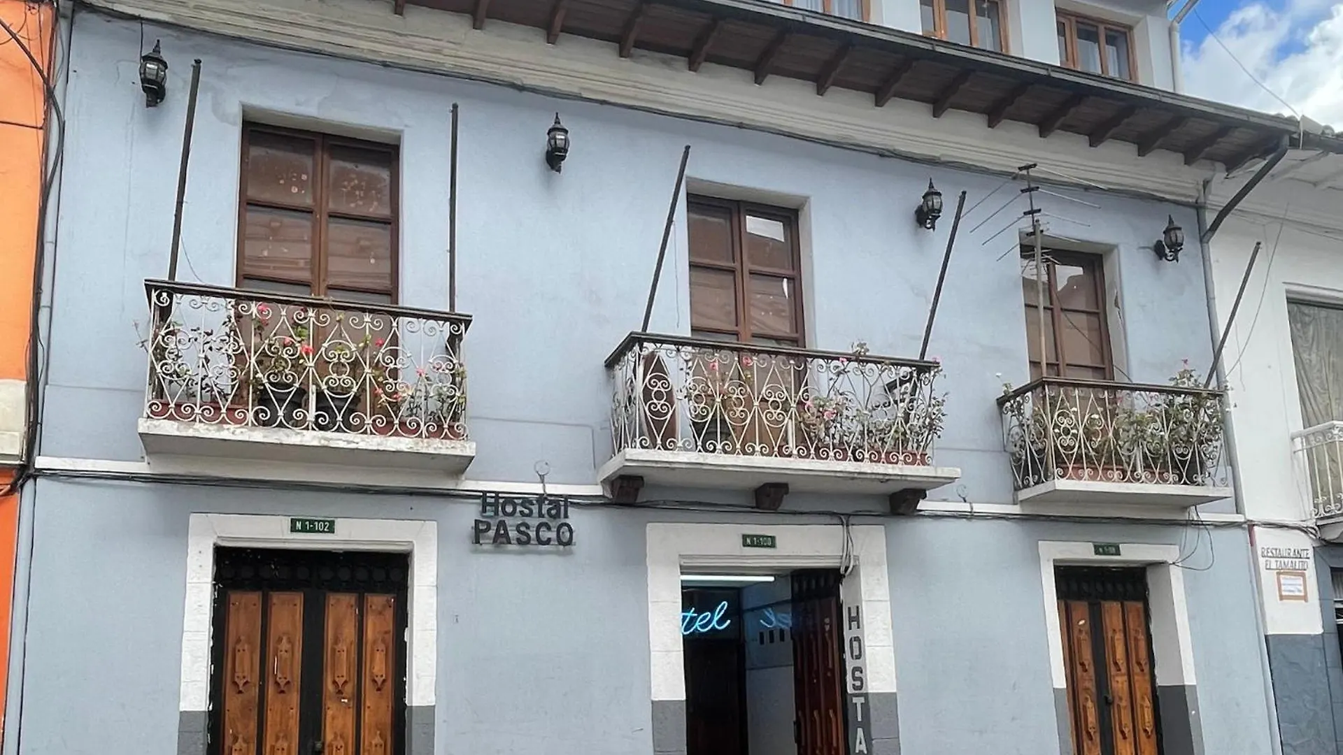 **  Hotel Pasco Quito Ecuador
